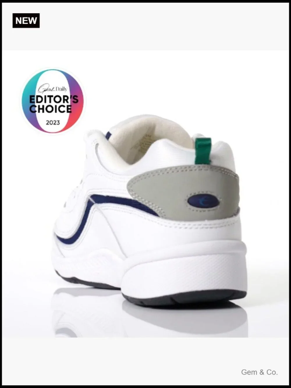 Round Toe Sneakers Lace Up Walking Shoes Cushioned Foam Sock Liner